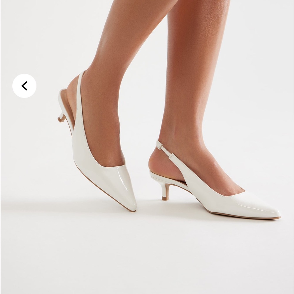 White Slingback Kitten Heels✨